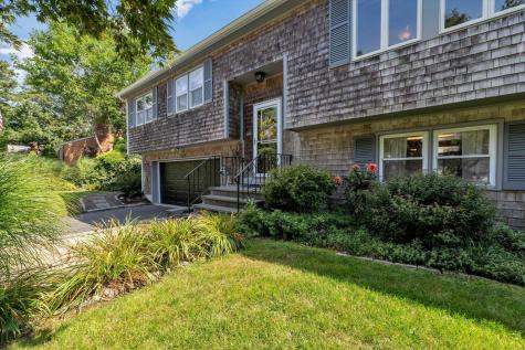 66 Sheaffer Road Centerville MA 02632