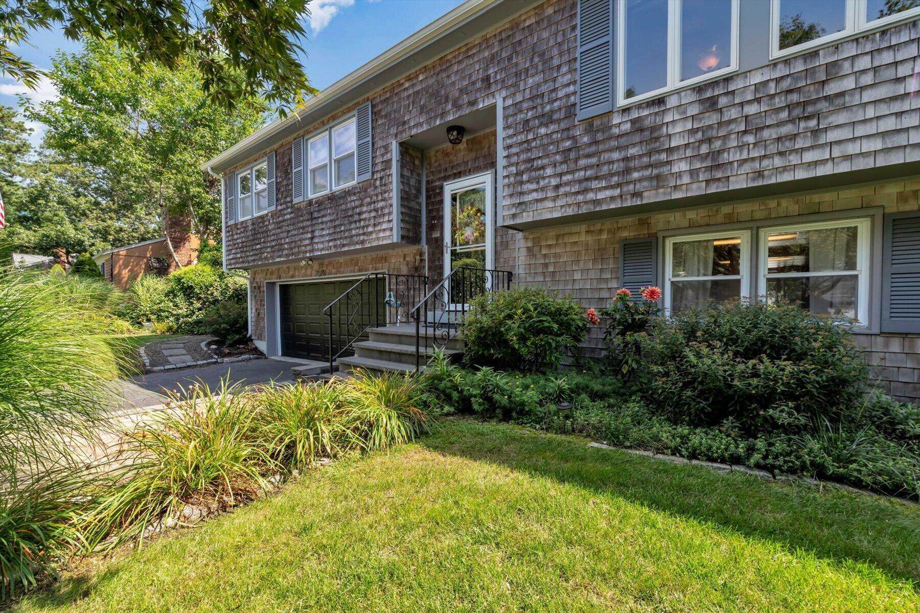 66 Sheaffer Road Centerville MA 02632