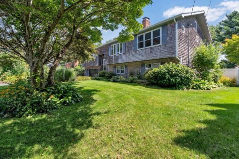 66 Sheaffer Road Centerville MA 02632