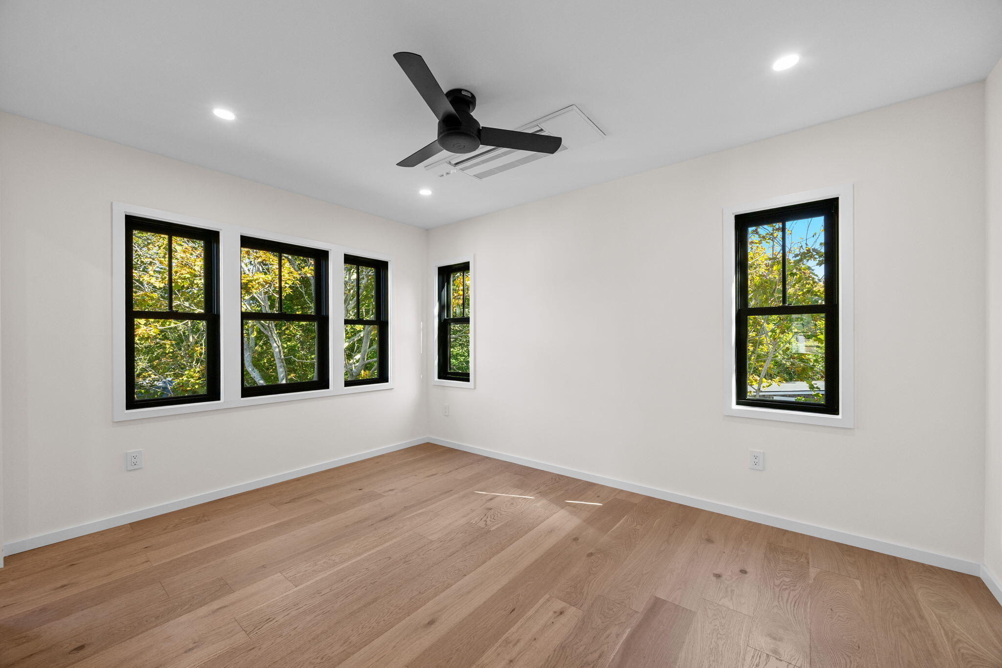 624 Commercial Street Provincetown MA 02657