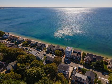 624 Commercial Street Provincetown MA 02657