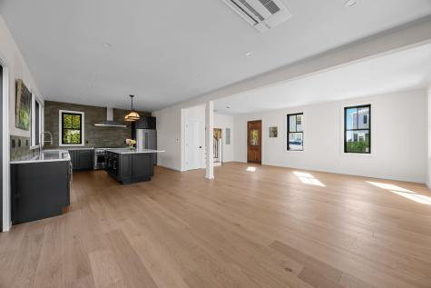 624 Commercial Street Provincetown MA 02657