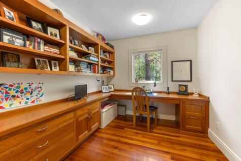 476 Baxters Neck Road Barnstable MA 02648