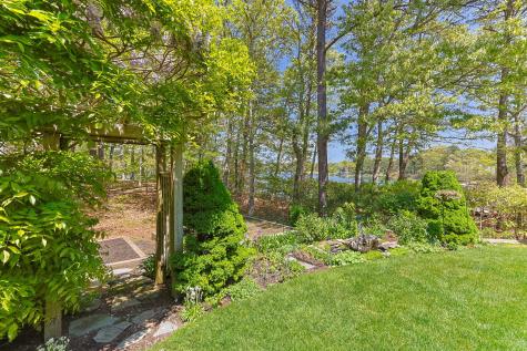 476 Baxters Neck Road Barnstable MA 02648