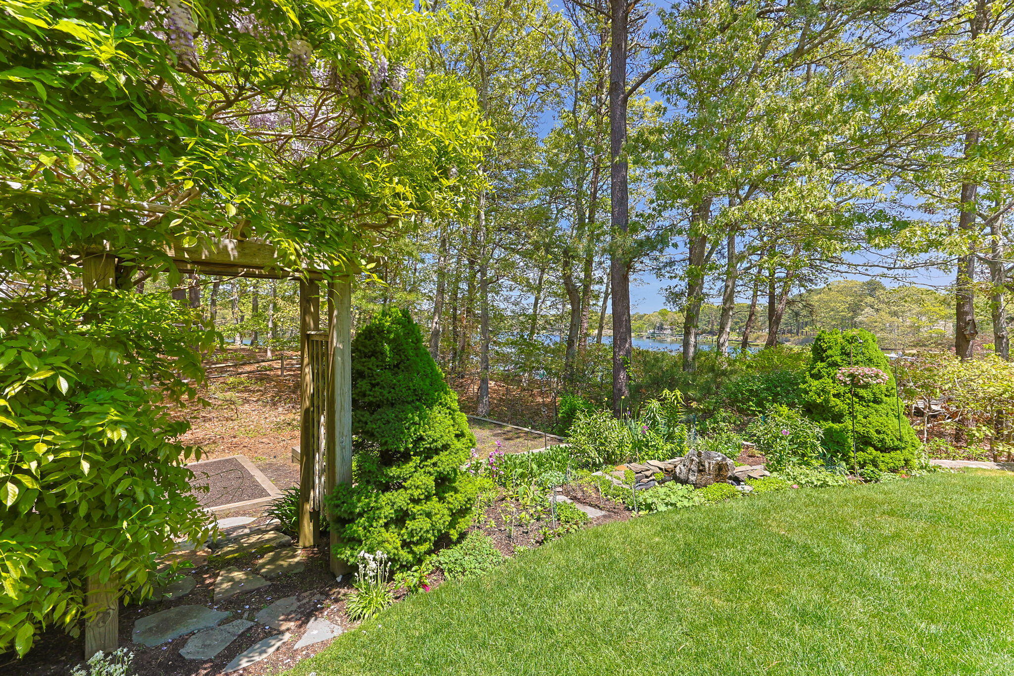 476 Baxters Neck Road Marstons Mills MA 02648