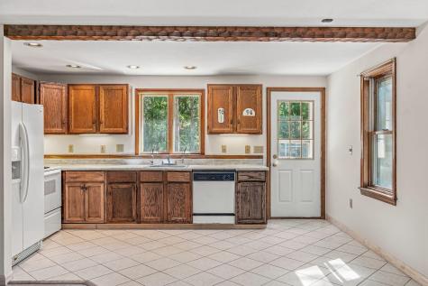 123 Elain Avenue Teaticket MA 02536