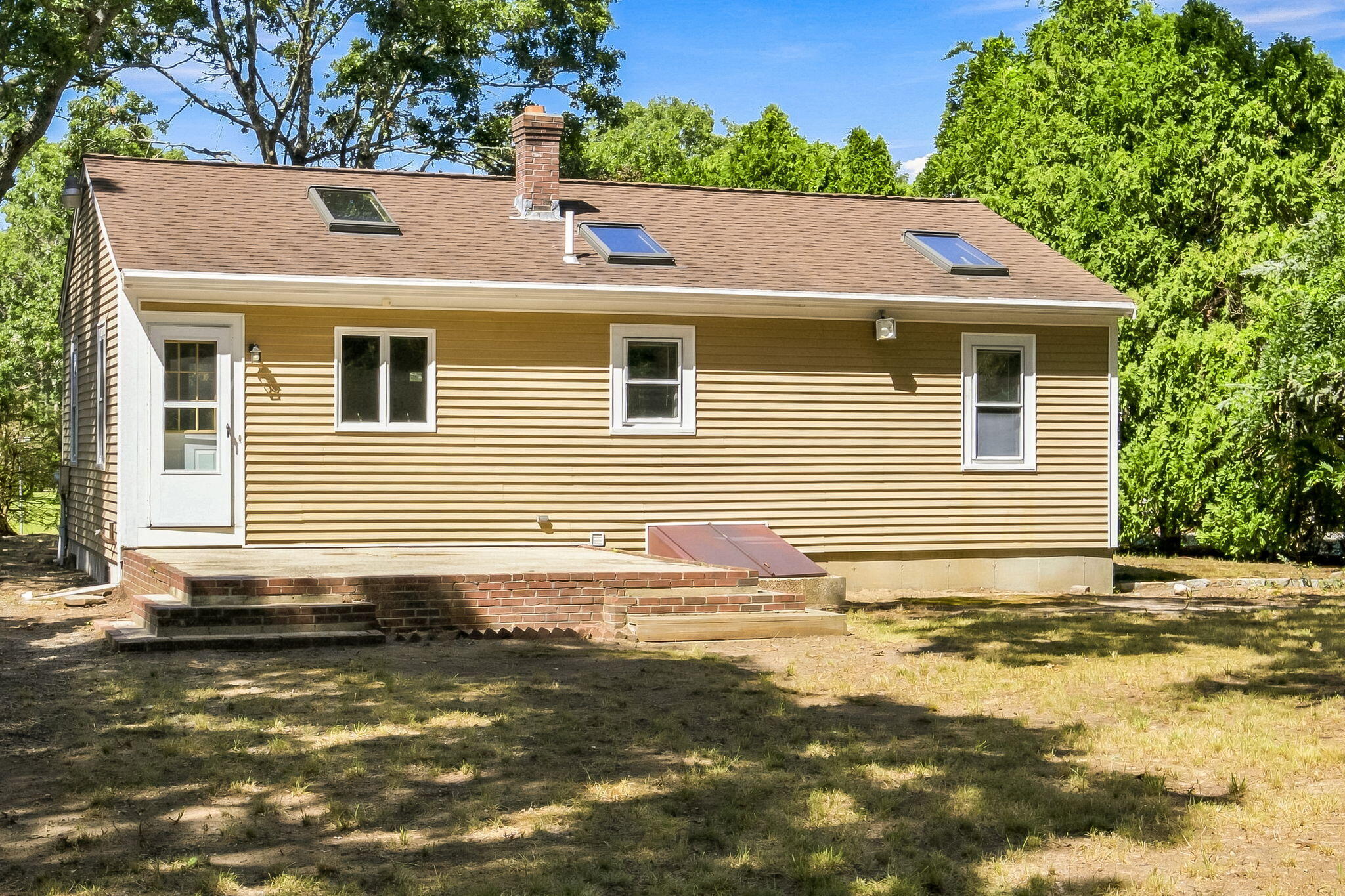 123 Elain Avenue East Falmouth MA 02536
