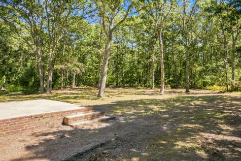 123 Elain Avenue Teaticket MA 02536