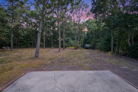 123 Elain Avenue Teaticket MA 02536