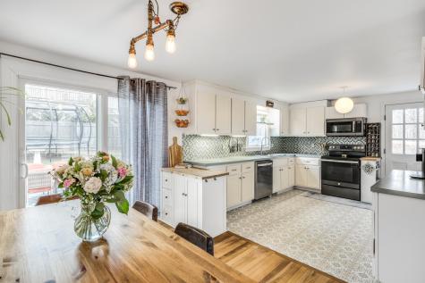 25 Cranberry Road Eastham MA 02642