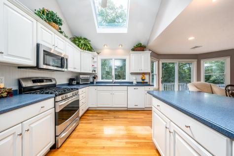 51 Falling Leaf Lane Osterville MA 02655