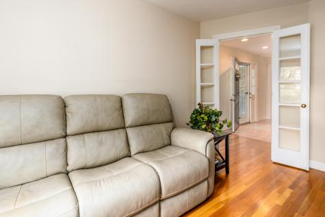51 Falling Leaf Lane Osterville MA 02655