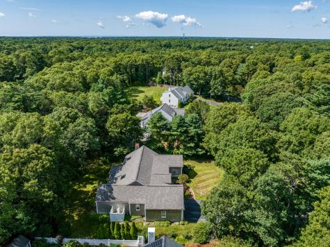 51 Falling Leaf Lane Osterville MA 02655