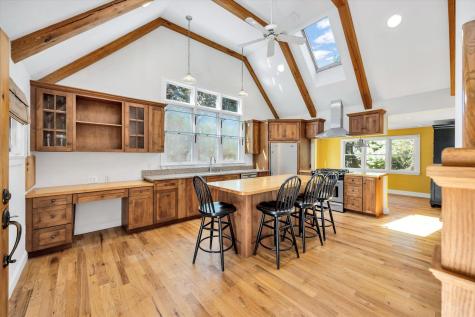 81 Northwest Street Eastham MA 02642