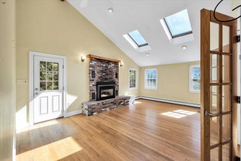 81 Northwest Street Eastham MA 02642