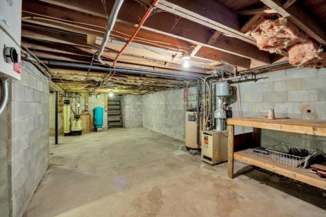 81 Northwest Street Eastham MA 02642