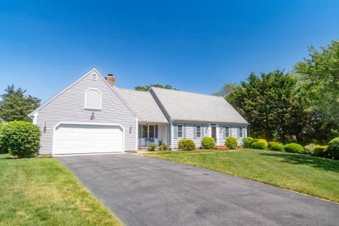 58 Scarsdale Road Dennis MA 02638