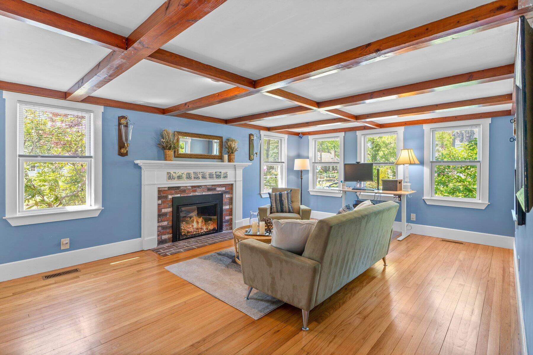1 Cricket Lane Yarmouth MA 02664