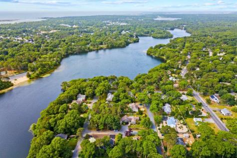 1 Cricket Lane Yarmouth MA 02664