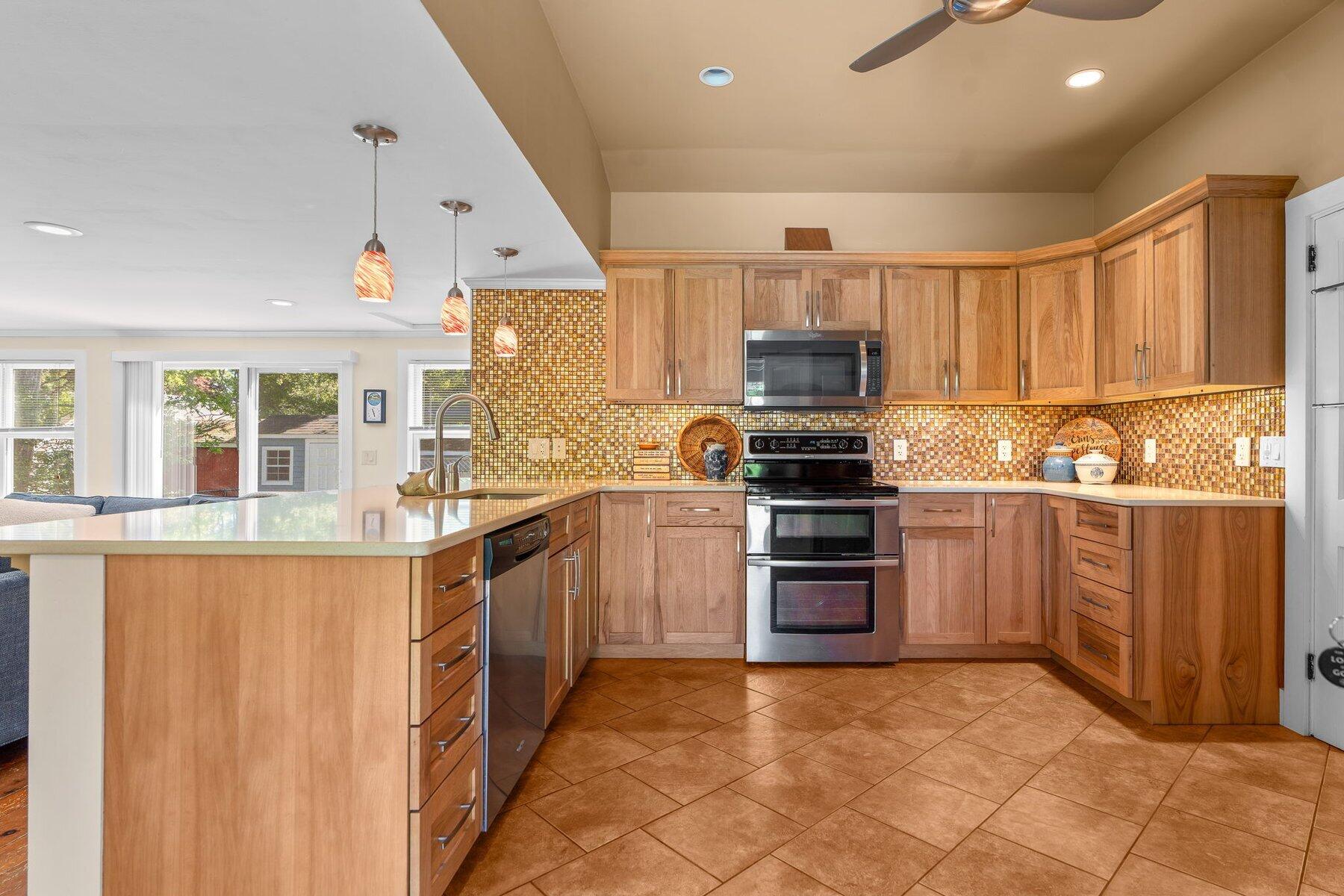 1 Cricket Lane Yarmouth MA 02664
