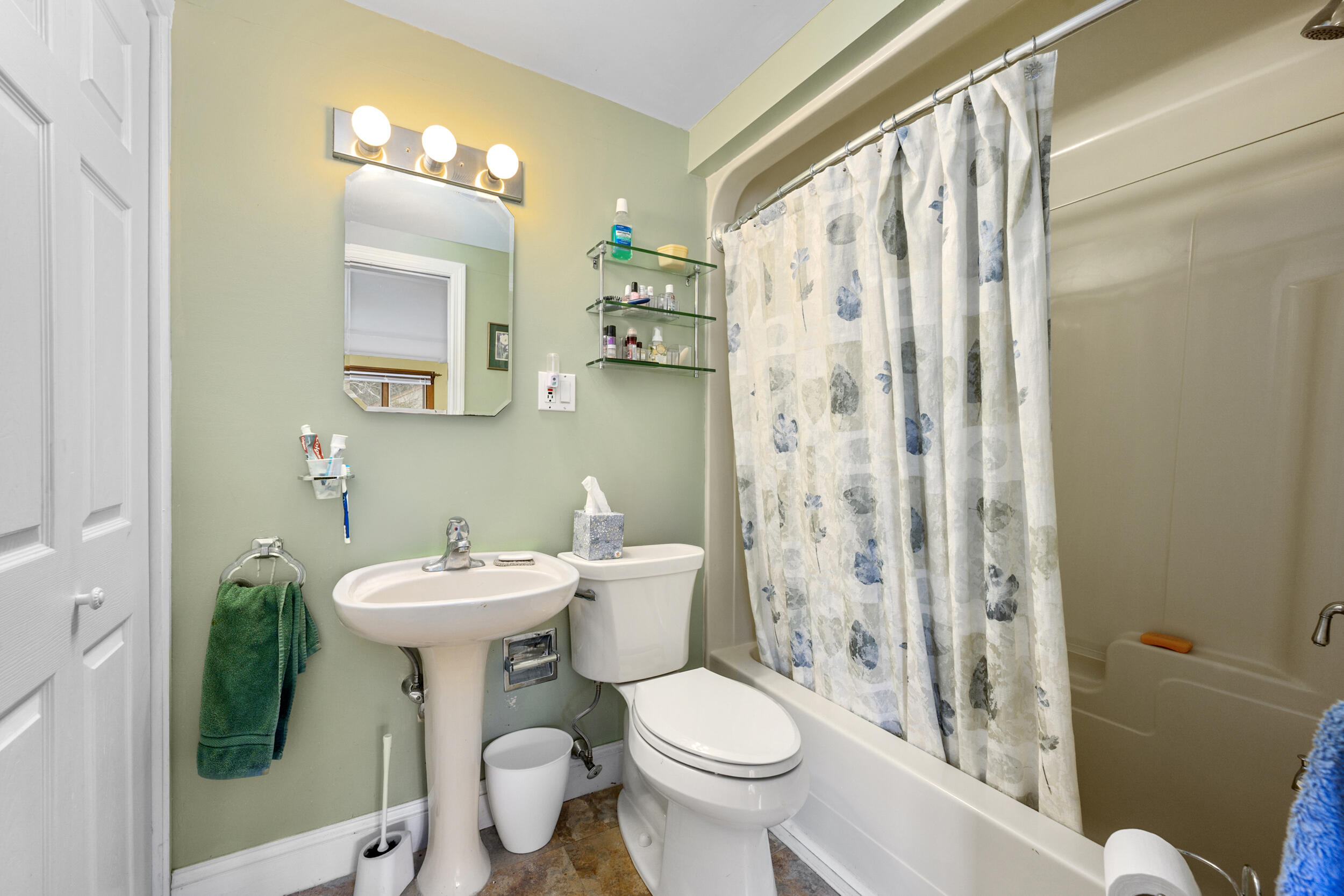 535 School House Road Eastham MA 02642