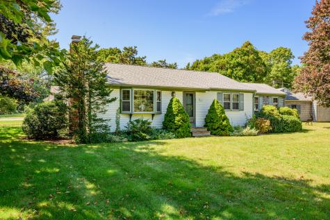 61 Laurel Road Centerville MA 02632