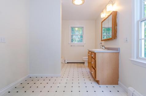 24 Foster Street Mattapoisett MA 02739