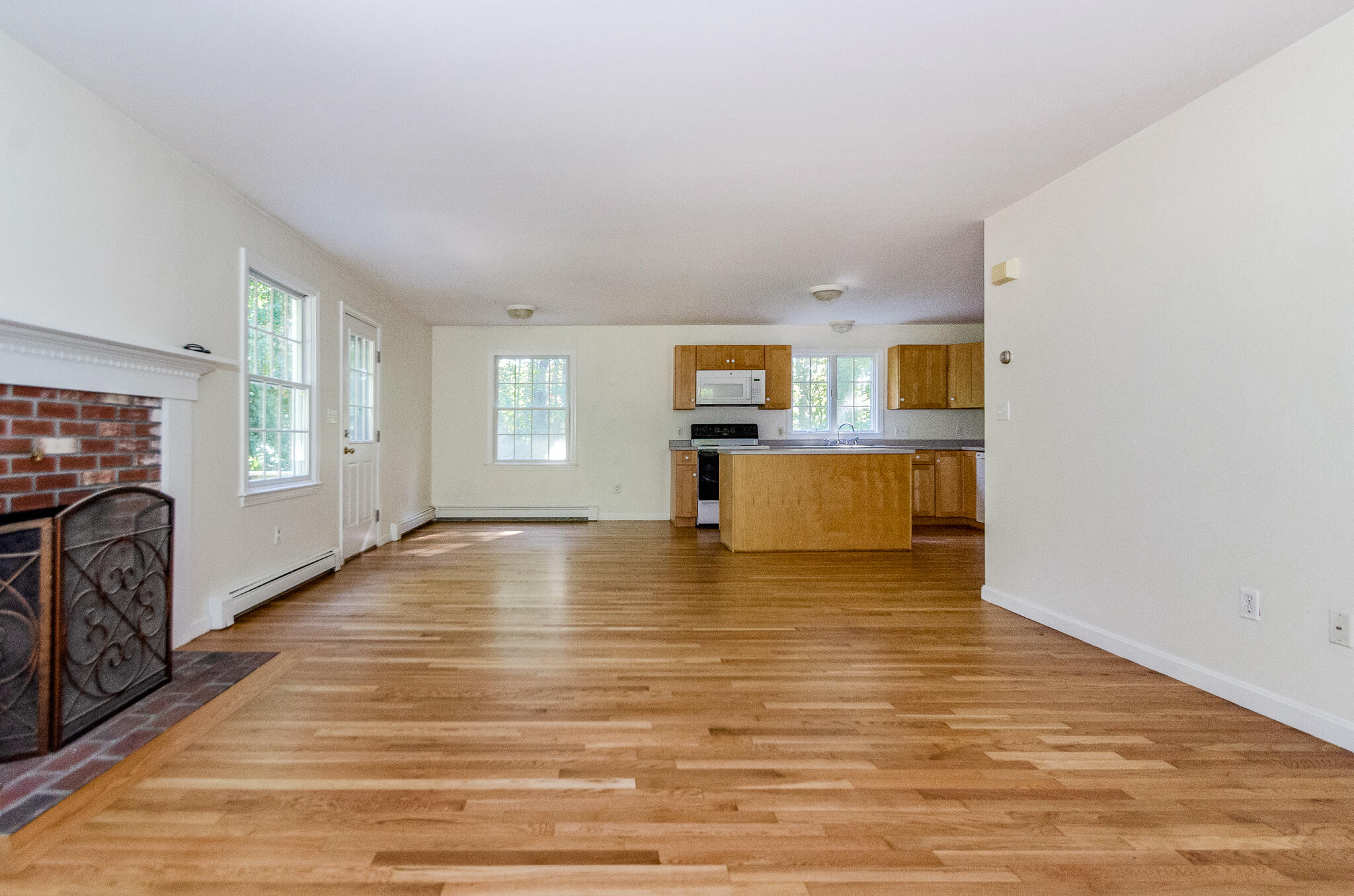 24 Foster Street Mattapoisett MA 02739