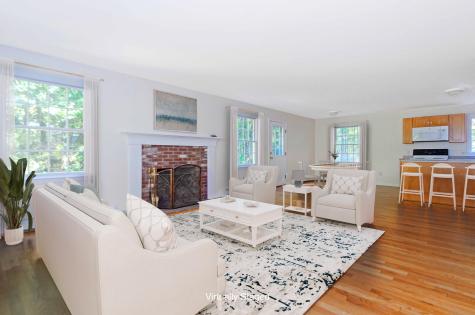 24 Foster Street Mattapoisett MA 02739