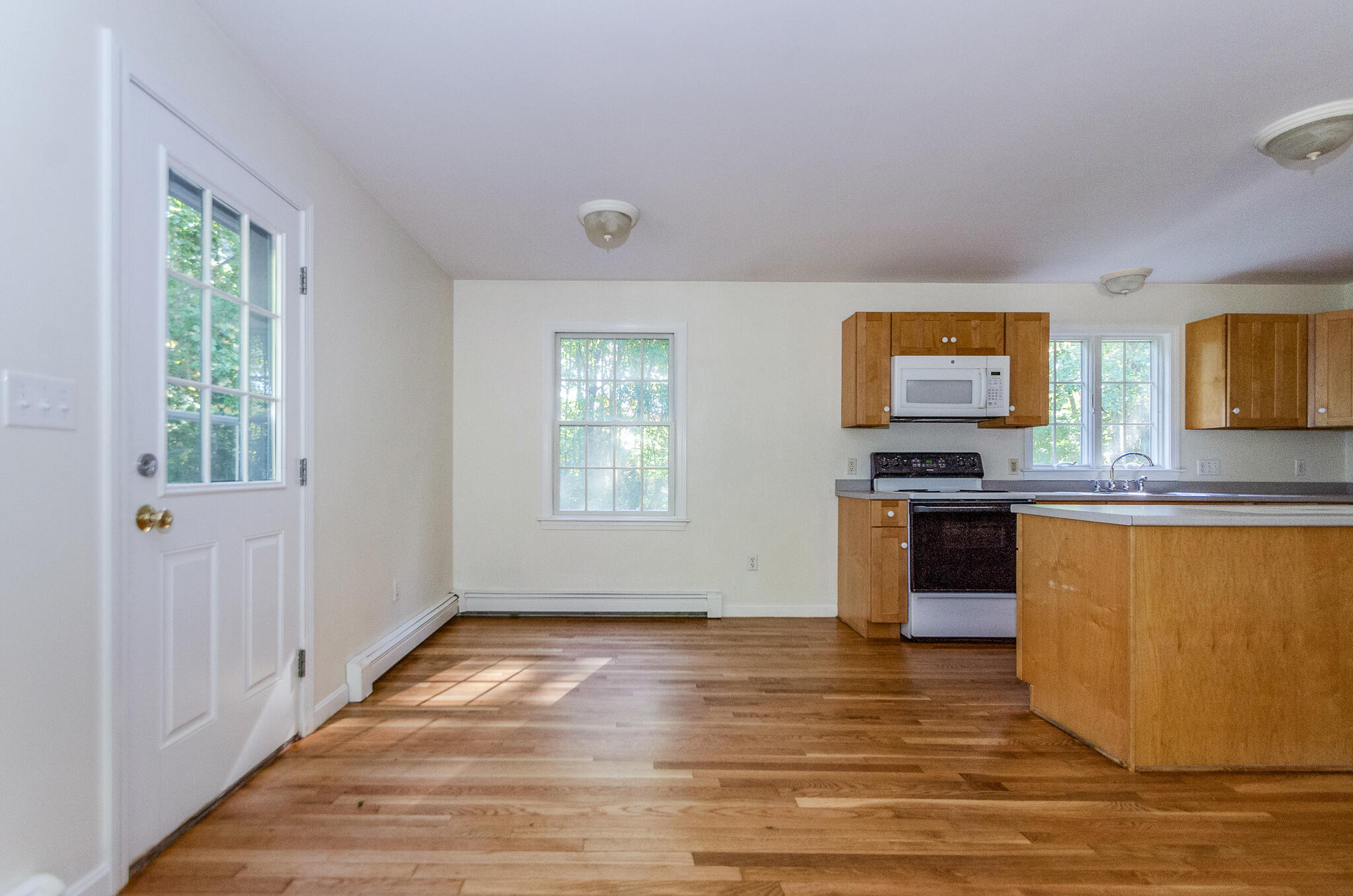 24 Foster Street Mattapoisett MA 02739