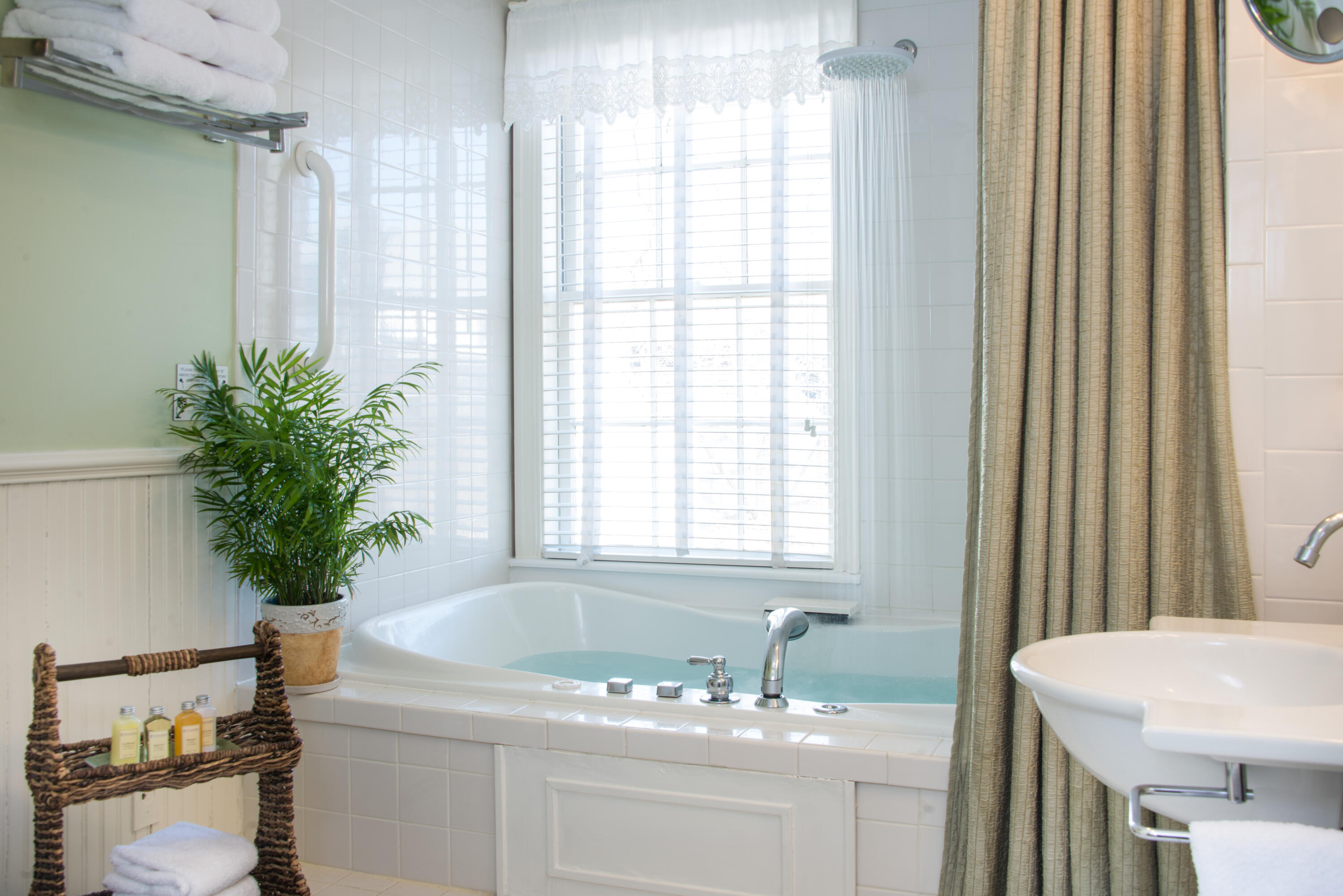 308 Old Main Street South Yarmouth MA 02664