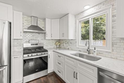 262 Mitchell's Way Barnstable MA 02630