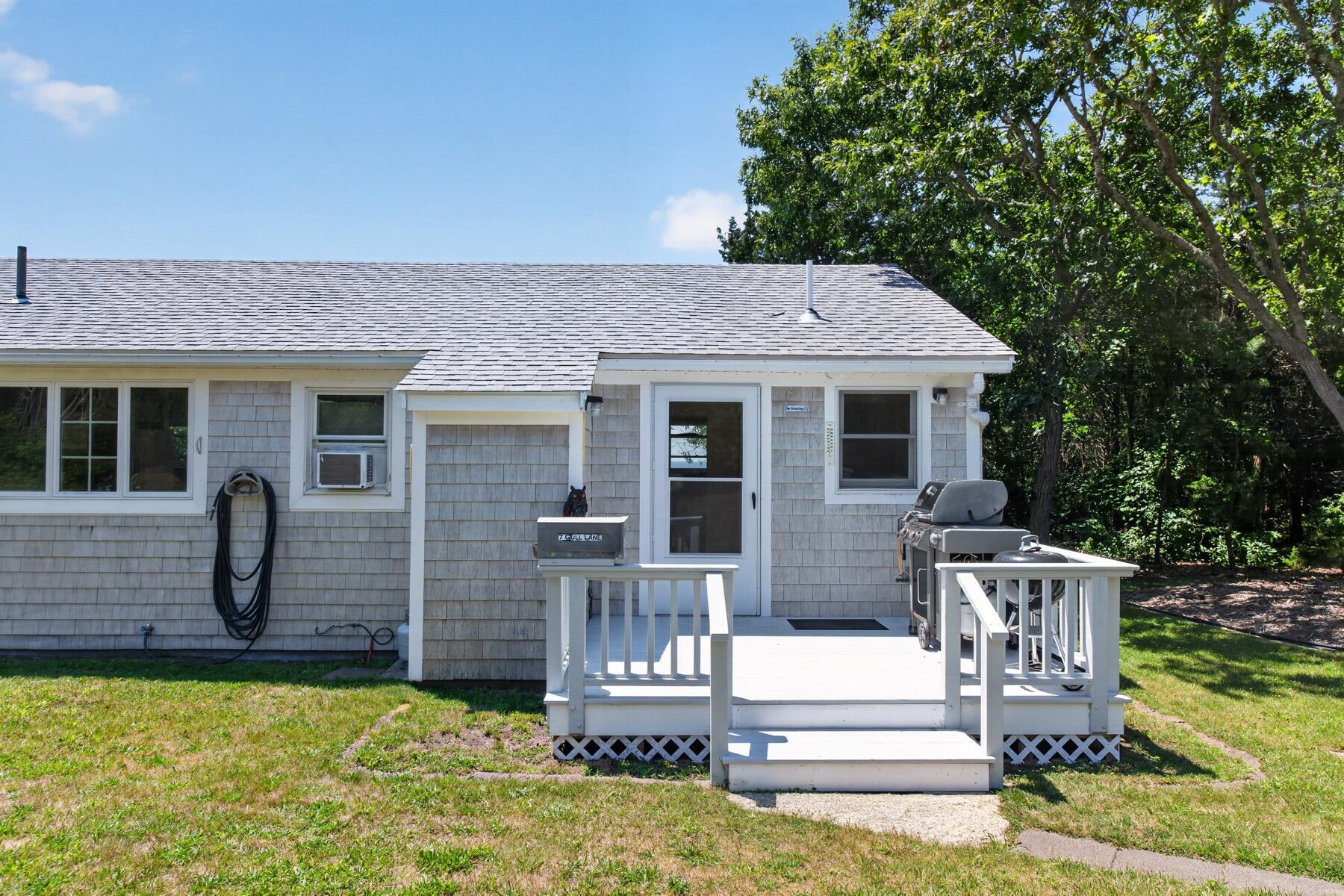 7 Gull Lane Cataumet MA 02534