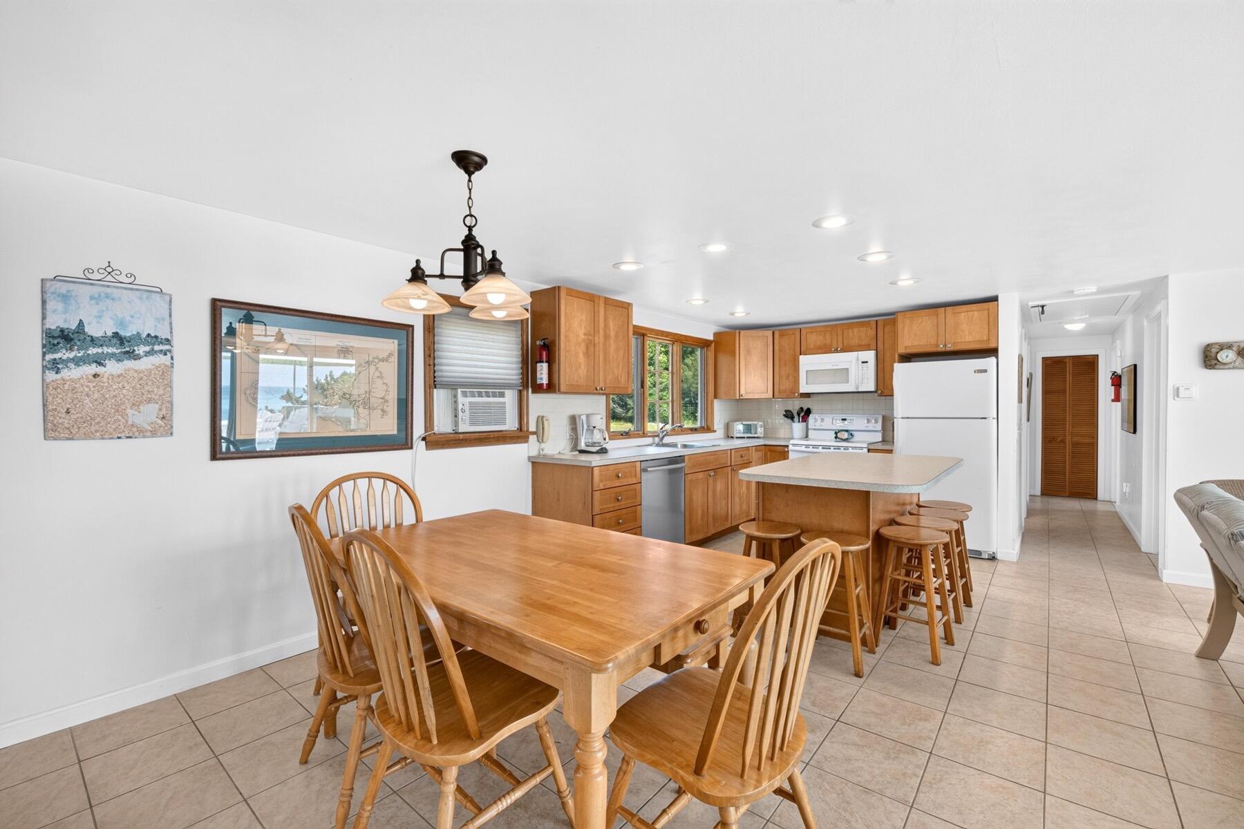 7 Gull Lane Cataumet MA 02534