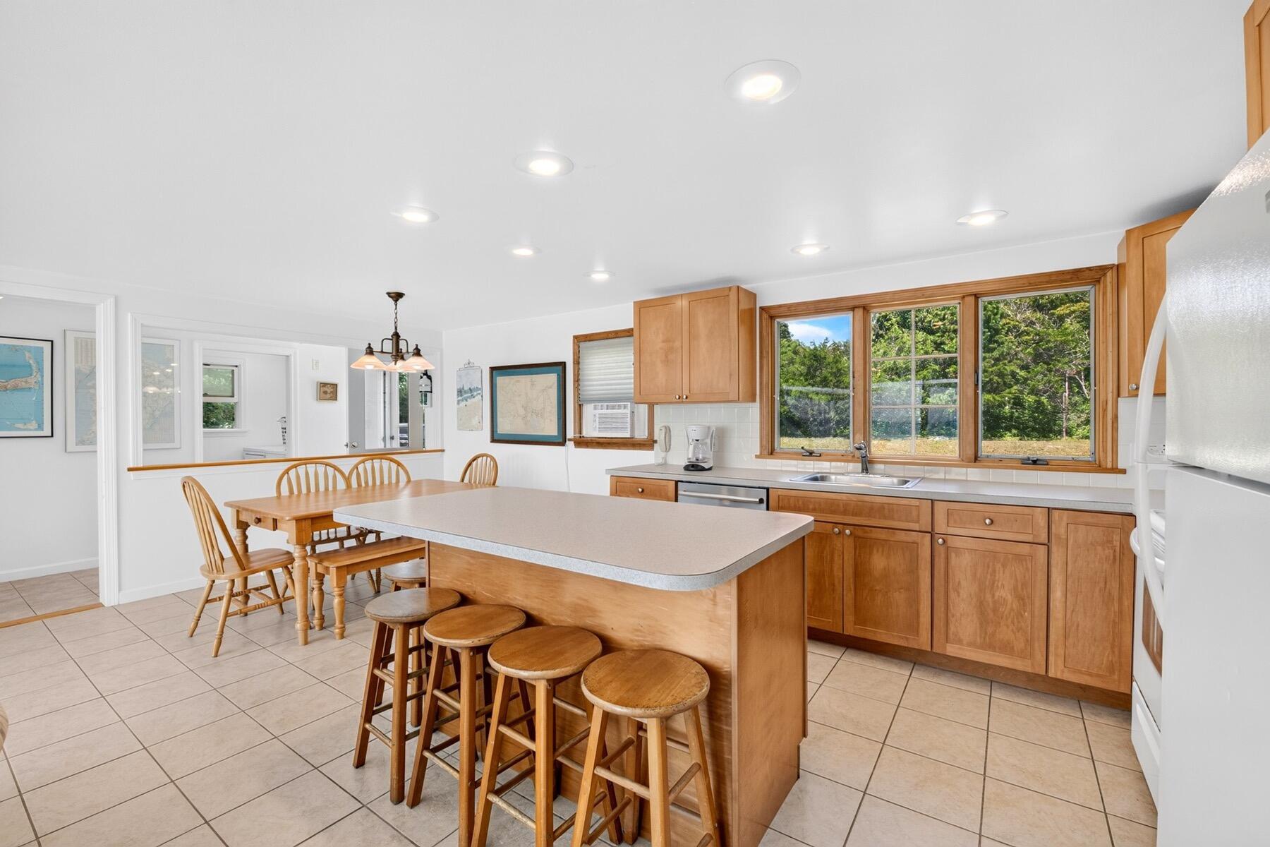 7 Gull Lane Cataumet MA 02534