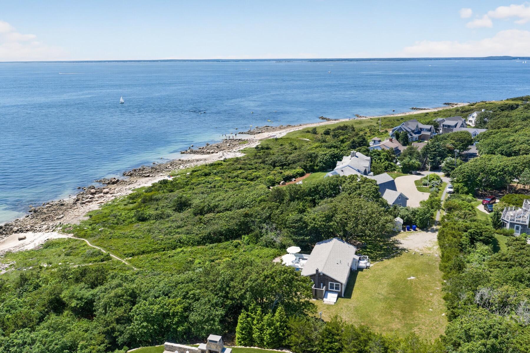7 Gull Lane Cataumet MA 02534