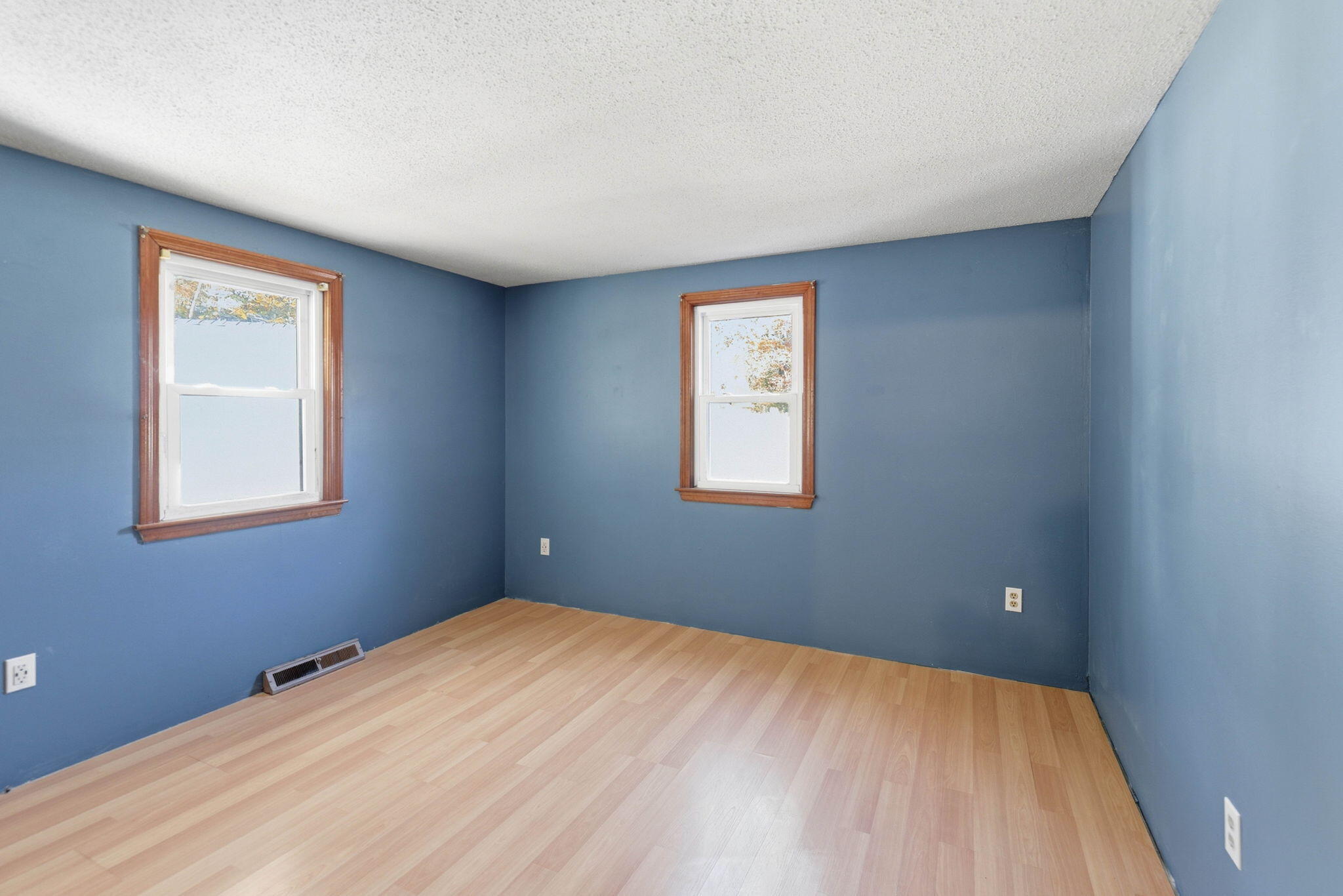 544 Cotuit Road Mashpee MA 02649