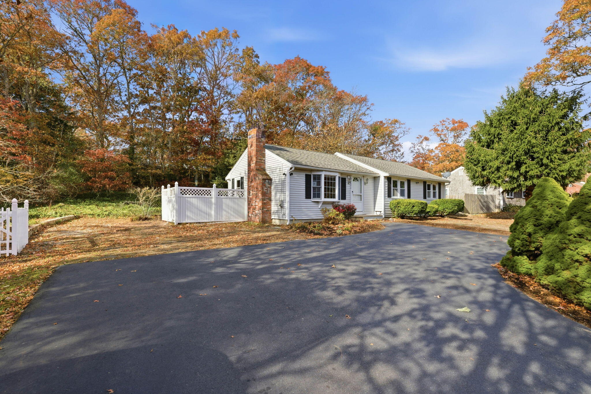 544 Cotuit Road Mashpee MA 02649