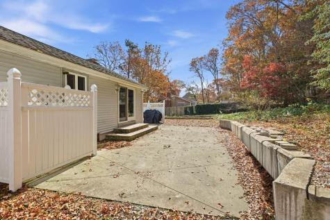 544 Cotuit Road Mashpee MA 02649