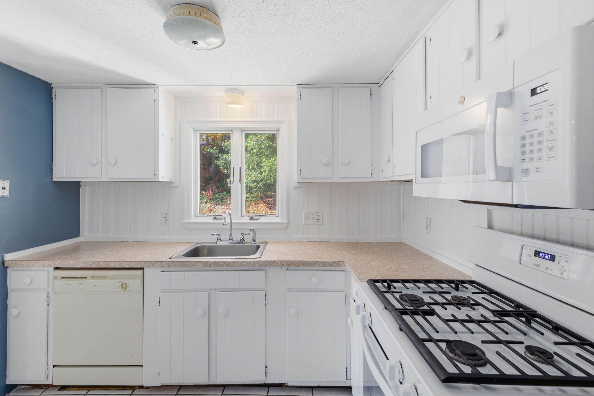 544 Cotuit Road Mashpee MA 02649