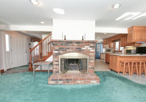 18 Gibbs Road Bourne MA 02562