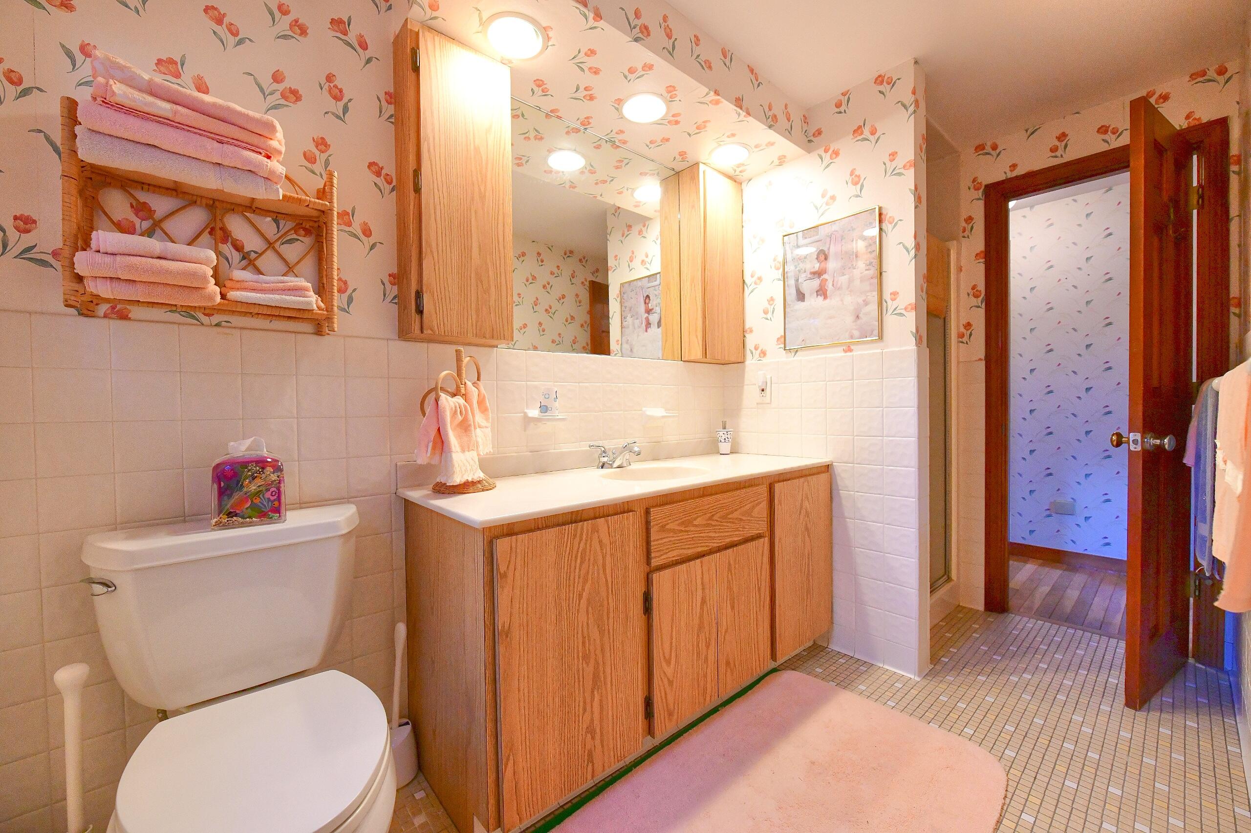 18 Gibbs Road Sagamore Beach MA 02562