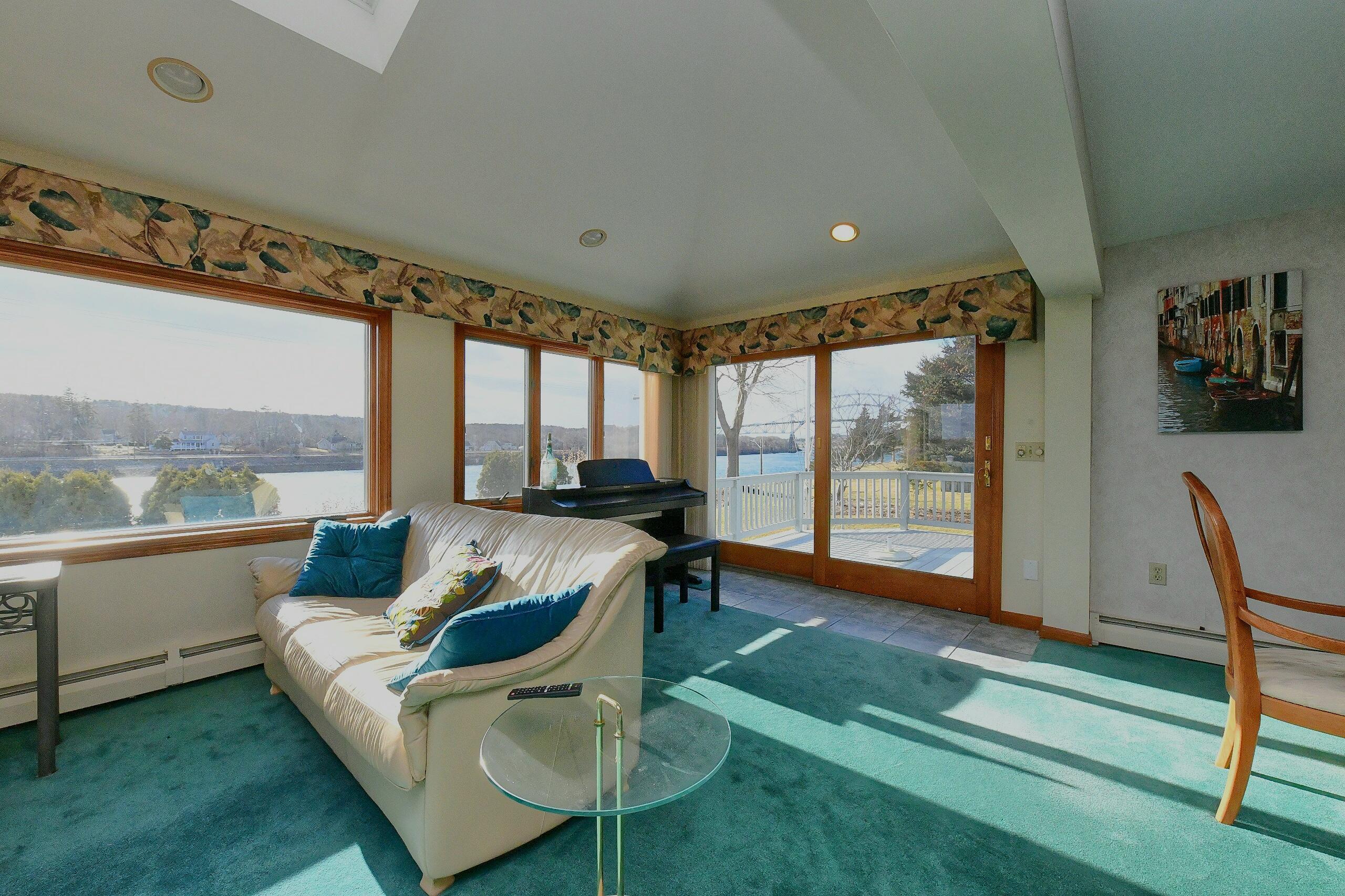 18 Gibbs Road Sagamore Beach MA 02562