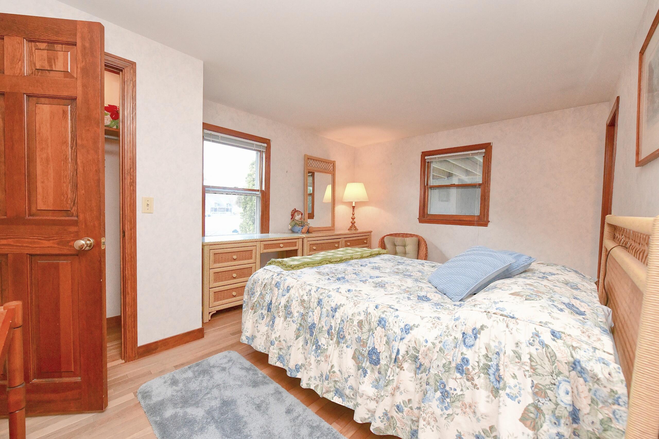 18 Gibbs Road Bourne MA 02562