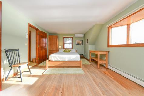 18 Gibbs Road Bourne MA 02562