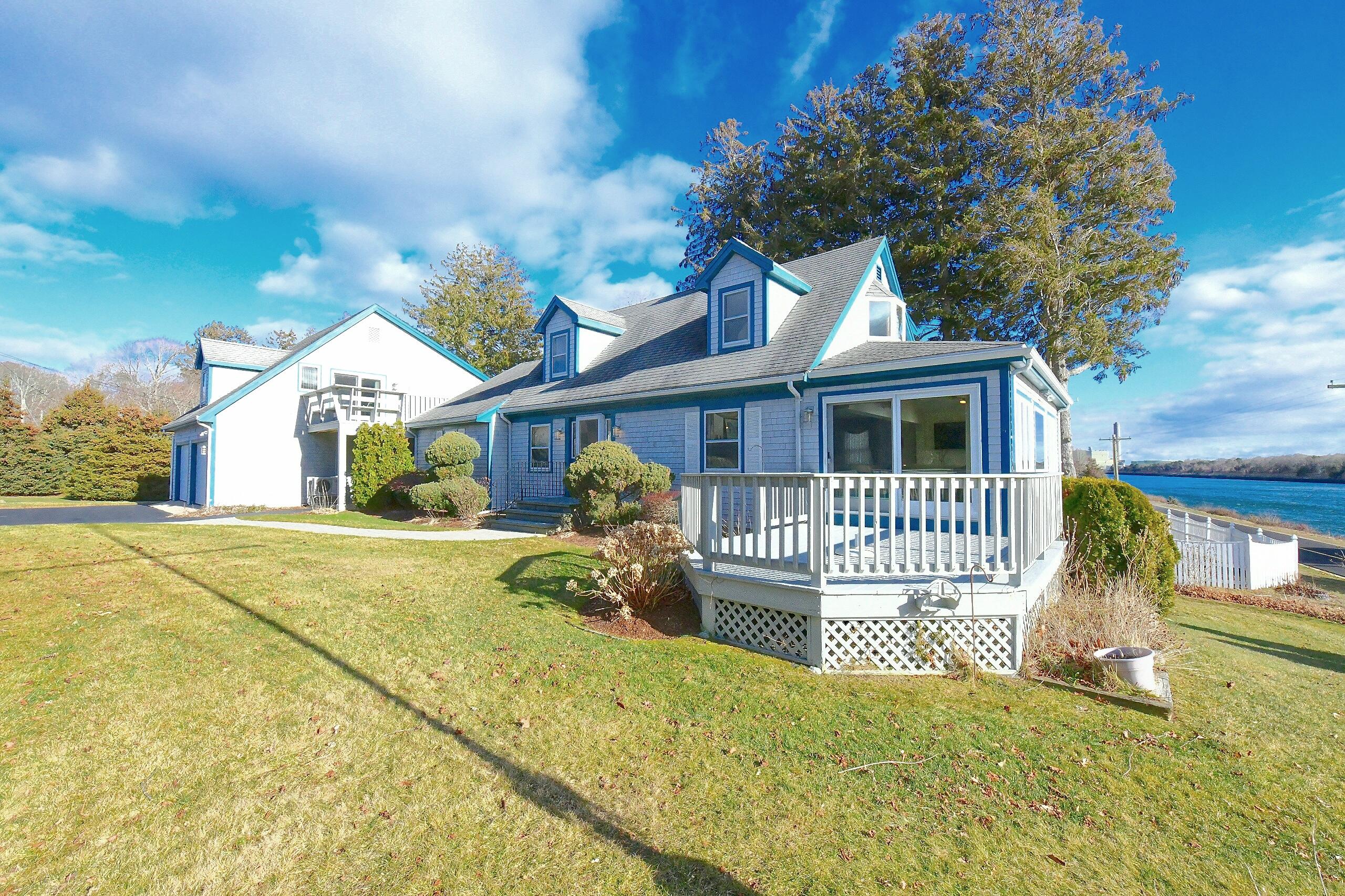 18 Gibbs Road Bourne MA 02562