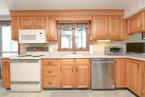 18 Gibbs Road Bourne MA 02562