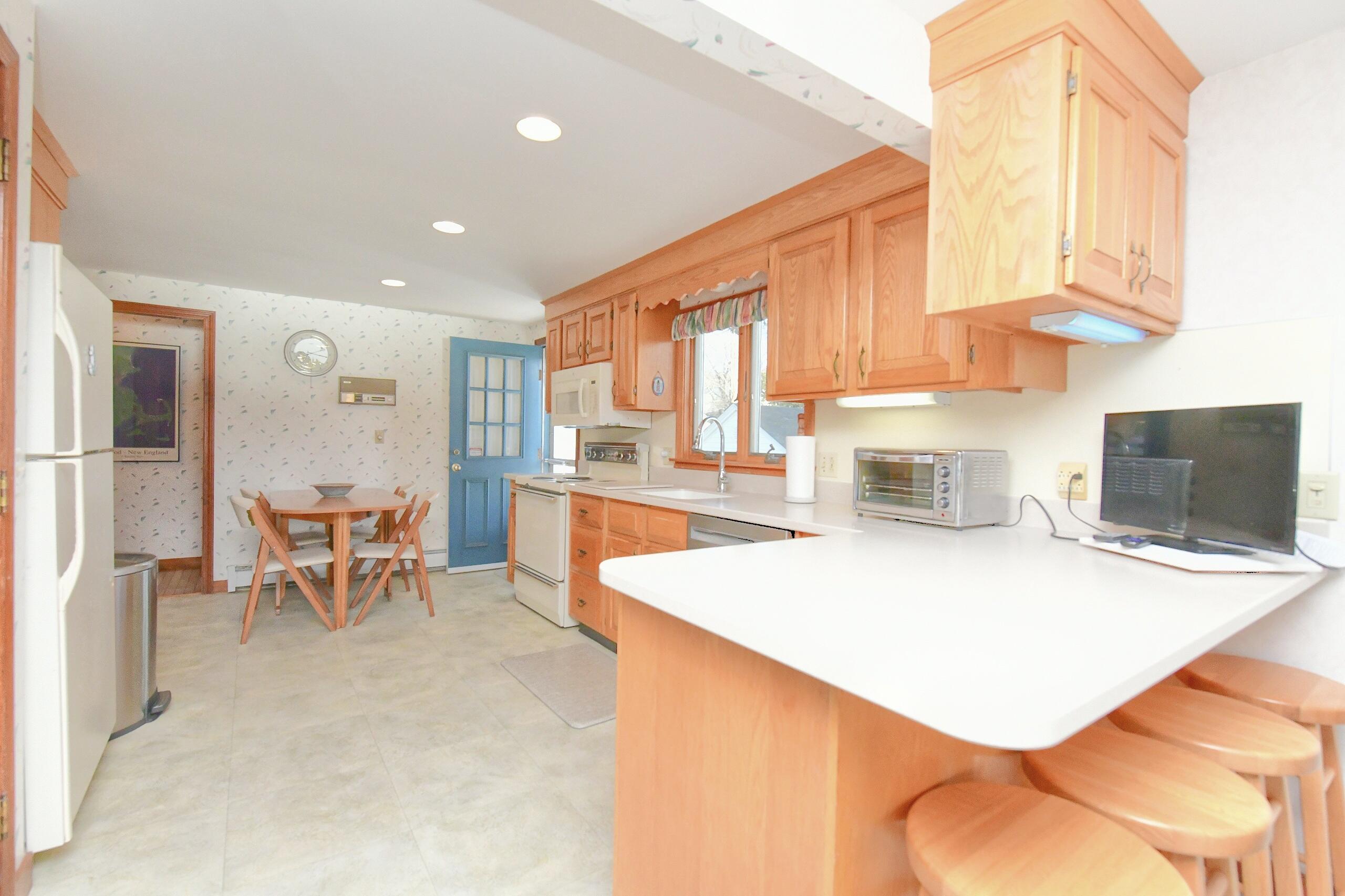 18 Gibbs Road Bourne MA 02562