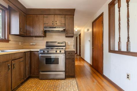 84 Cynthia Lane Dennis MA 02639