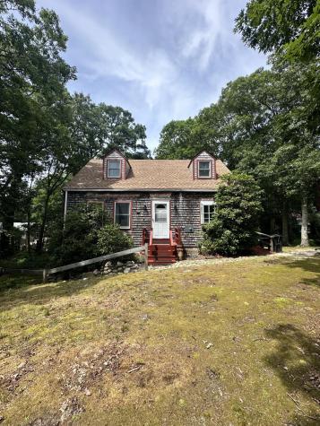 74 Chase Lane Vineyard Haven MA 02568